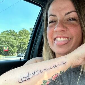 Meet your Posher, Ashley